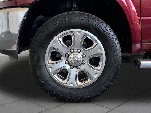 Used 2018 RAM 2500 Laramie w/ Off Road Package AWD/4WD image 11