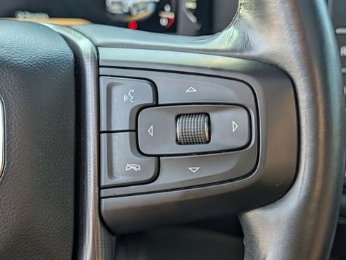 Used 2023 GMC Yukon Denali Ultimate image 41