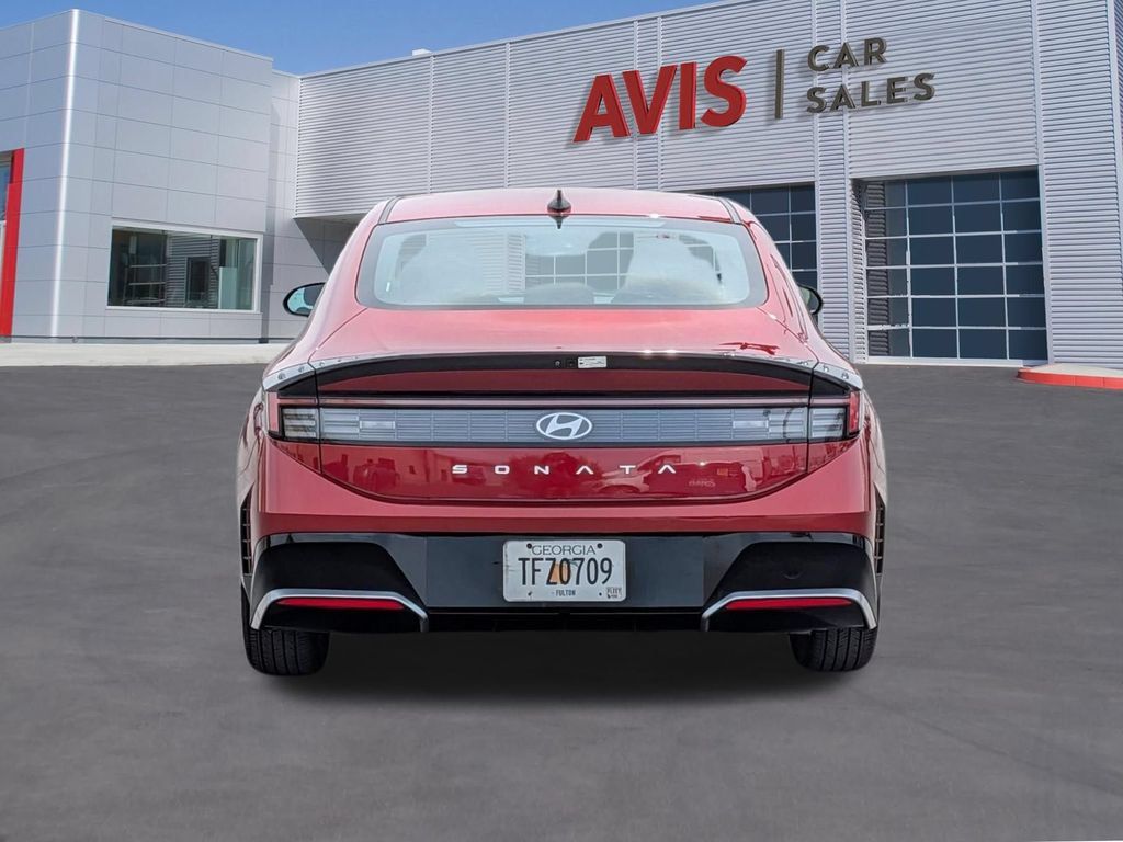 Used 2025 Hyundai Sonata SEL FWD image 7