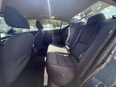 Used 2019 Nissan Altima 2.5 S FWD image 11