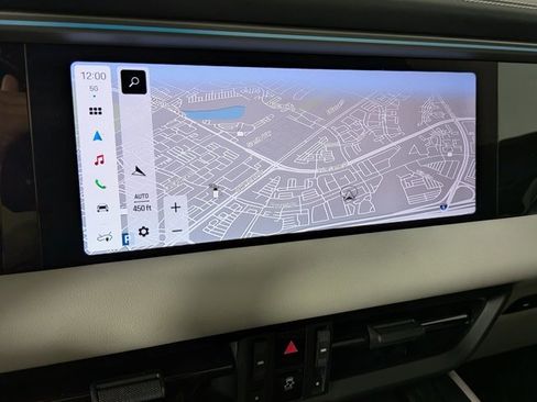 Certified 2024 Porsche Macan 4 Electric AWD/4WD image 19