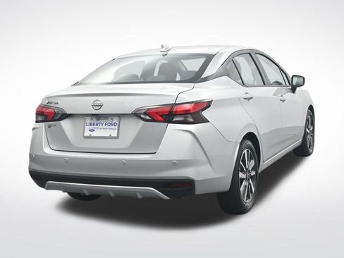 Used 2025 Nissan Versa SV FWD image 7