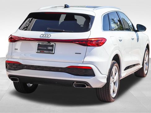 Used 2025 Audi Q5 Premium Plus w/ Premium Plus AWD/4WD image 8