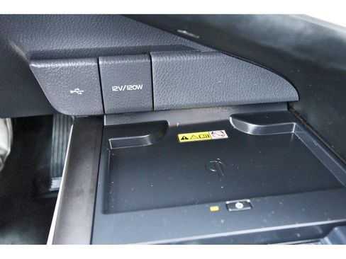 Used 2024 Toyota Camry XSE FWD image 28