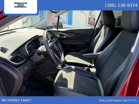 Used 2022 Buick Encore Preferred w/ Safety Package image 19
