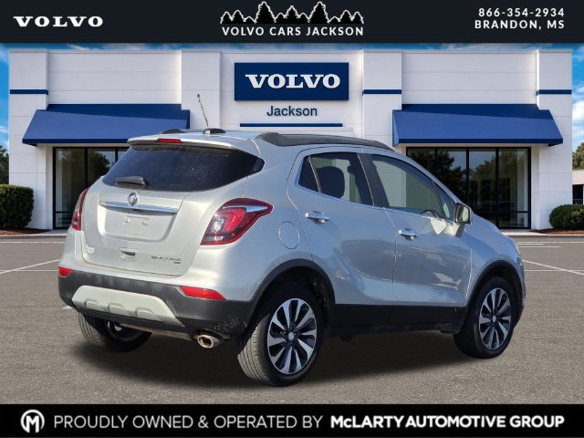 Used 2022 Buick Encore Preferred AWD/4WD image 3