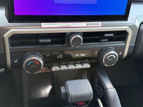 Used 2024 Toyota Tacoma TRD Sport w/ TRD Sport Upgrade Package RWD image 20