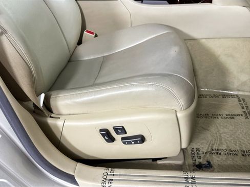 Used 2012 Lexus LS 460 image 38