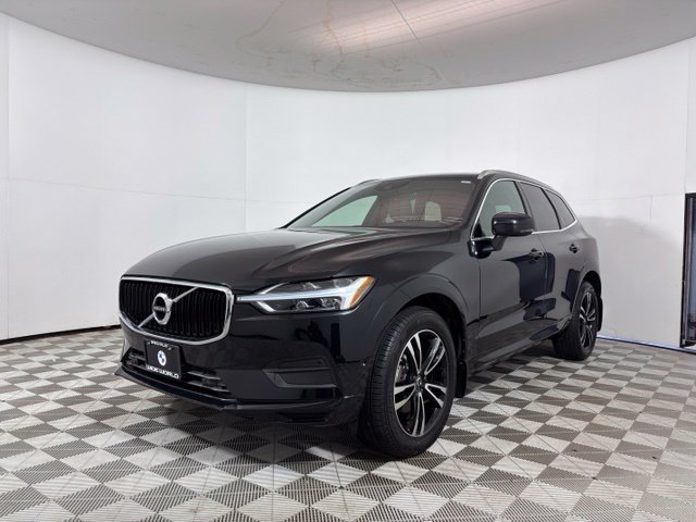Used 2019 Volvo XC60 T5 Momentum w/ Multimedia Package AWD/4WD image 3