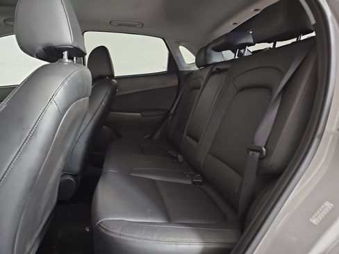 Used 2022 Hyundai Kona Limited AWD/4WD image 13