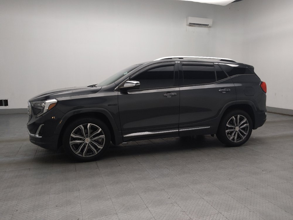 Used 2019 GMC Terrain Denali w/ Advanced Safety Package FWD image 2