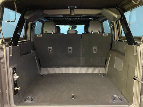 Used 2024 Ford Bronco Wildtrak image 40