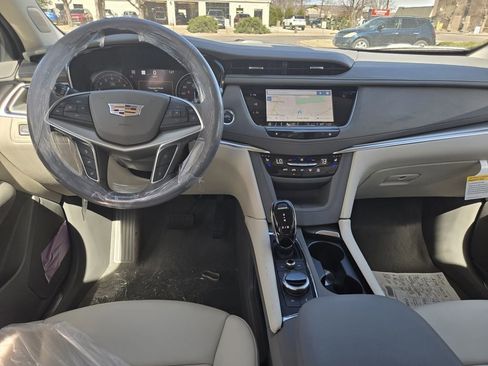 New 2026 Cadillac XT5 Premium Luxury w/ LPO, ONYX Package image 15