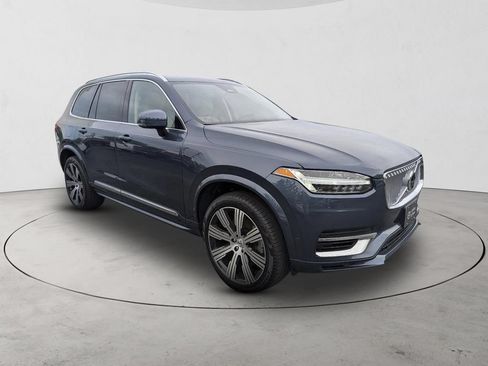 Certified 2025 Volvo XC90 T8 Ultra w/ Protection Package Premier AWD/4WD image 3