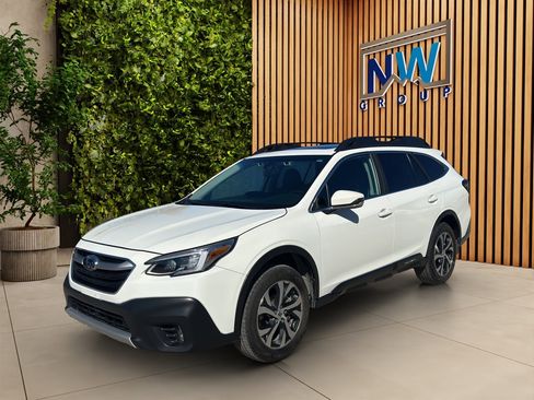 Used 2022 Subaru Outback Limited image 3