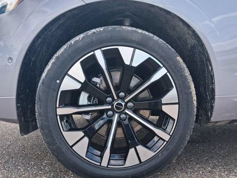 New 2026 Volvo XC60 B5 Plus w/ Protection Package Premier AWD/4WD image 21