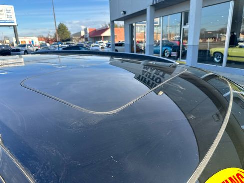 Used 2019 Honda Pilot Elite image 6