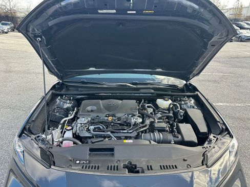 Used 2025 Toyota Camry LE image 31