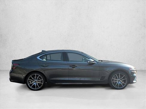 Used 2025 Genesis G70 2.5T RWD image 4