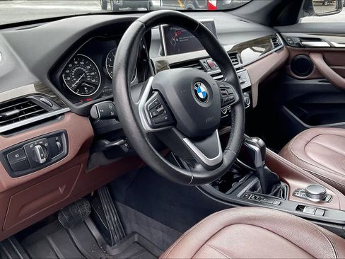 Used 2017 BMW X1 xDrive28i image 18