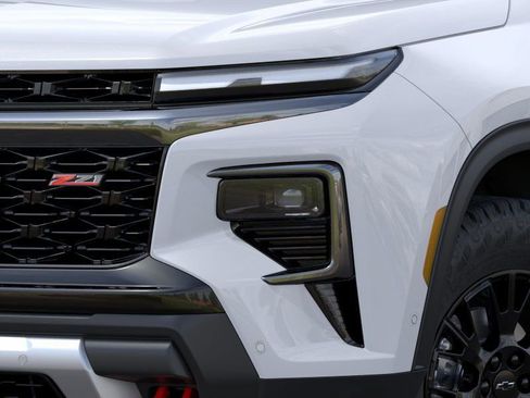 New 2026 Chevrolet Traverse Z71 w/ Enhanced Driving Package image 10