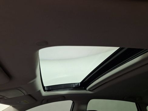 Used 2022 Honda Accord Touring image 12