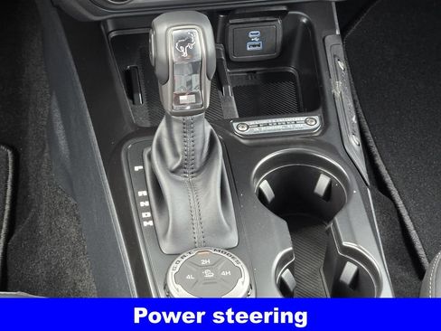 New 2025 Ford Bronco Outer Banks image 16