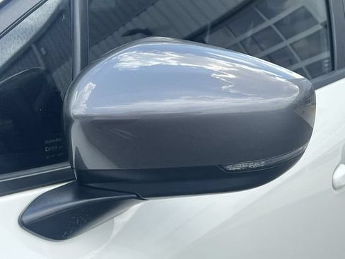 Used 2024 Subaru Crosstrek 2.5i Limited AWD/4WD image 41