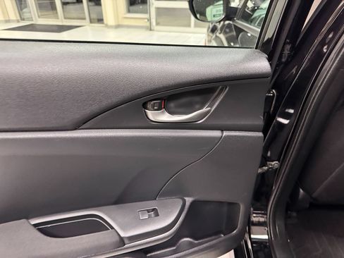 Used 2018 Honda Civic Si image 39