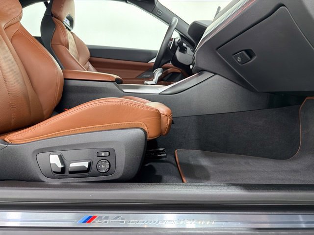 Used 2022 BMW M4 xDrive Competition AWD/4WD image 21