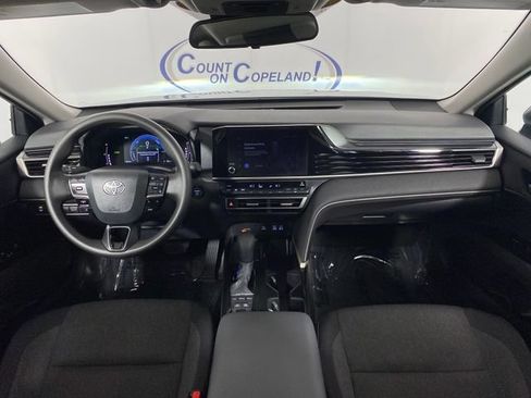Used 2025 Toyota Camry LE FWD image 12
