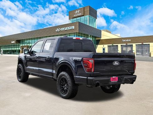 Used 2025 Ford F150 Lariat w/ Equipment Group 502A High image 8