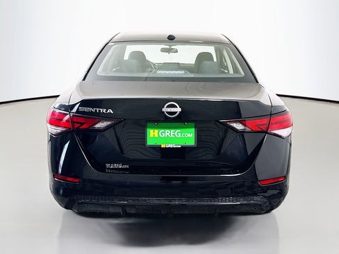 Used 2025 Nissan Sentra SV image 8