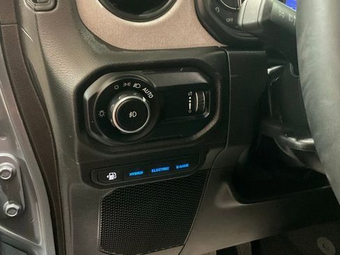 Used 2025 Jeep Wrangler Unlimited Sport S 4xe w/ Convenience Group AWD/4WD image 8