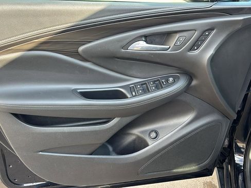 Used 2020 Buick Envision Essence image 14