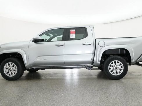 New 2026 Toyota Tacoma SR5 image 16