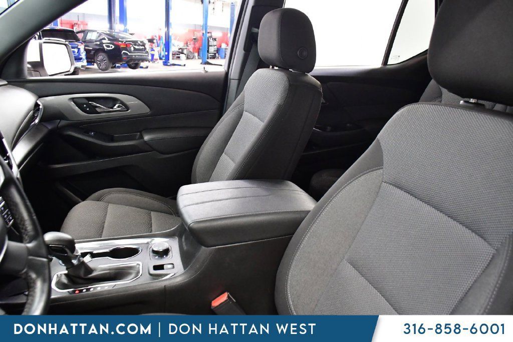 Used 2023 Chevrolet Traverse LT w/ LPO, Floor Liner Package AWD/4WD image 13