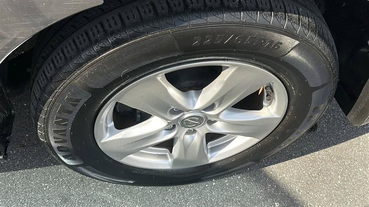 Used 2016 Nissan Quest SV w/ Leather Package FWD image 15