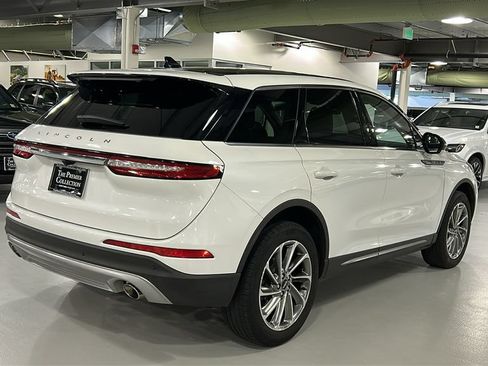 Used 2023 Lincoln Corsair AWD w/ Equipment Group 101A image 4