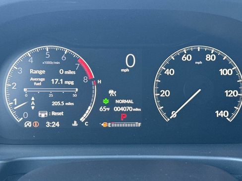 Used 2025 Honda Ridgeline TrailSport image 23