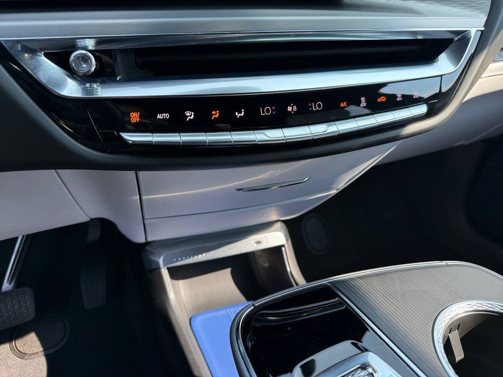 Used 2024 Cadillac Lyriq Luxury RWD image 21