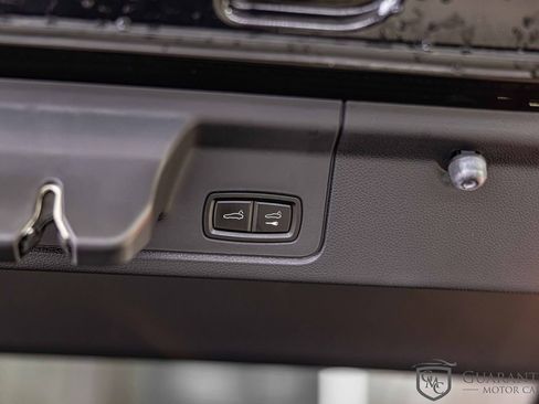 Used 2015 Porsche Panamera 4 image 17