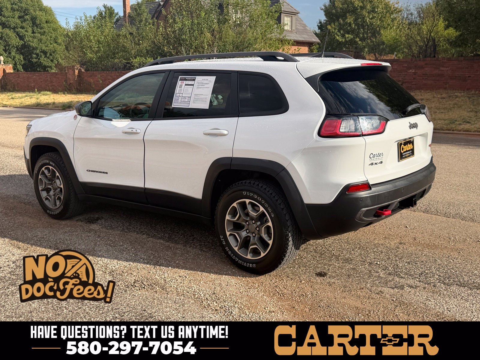 Used 2020 Jeep Cherokee Trailhawk AWD/4WD image 7