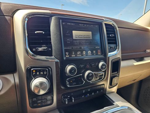 Used 2017 RAM 1500 Laramie w/ Convenience Group AWD/4WD image 25