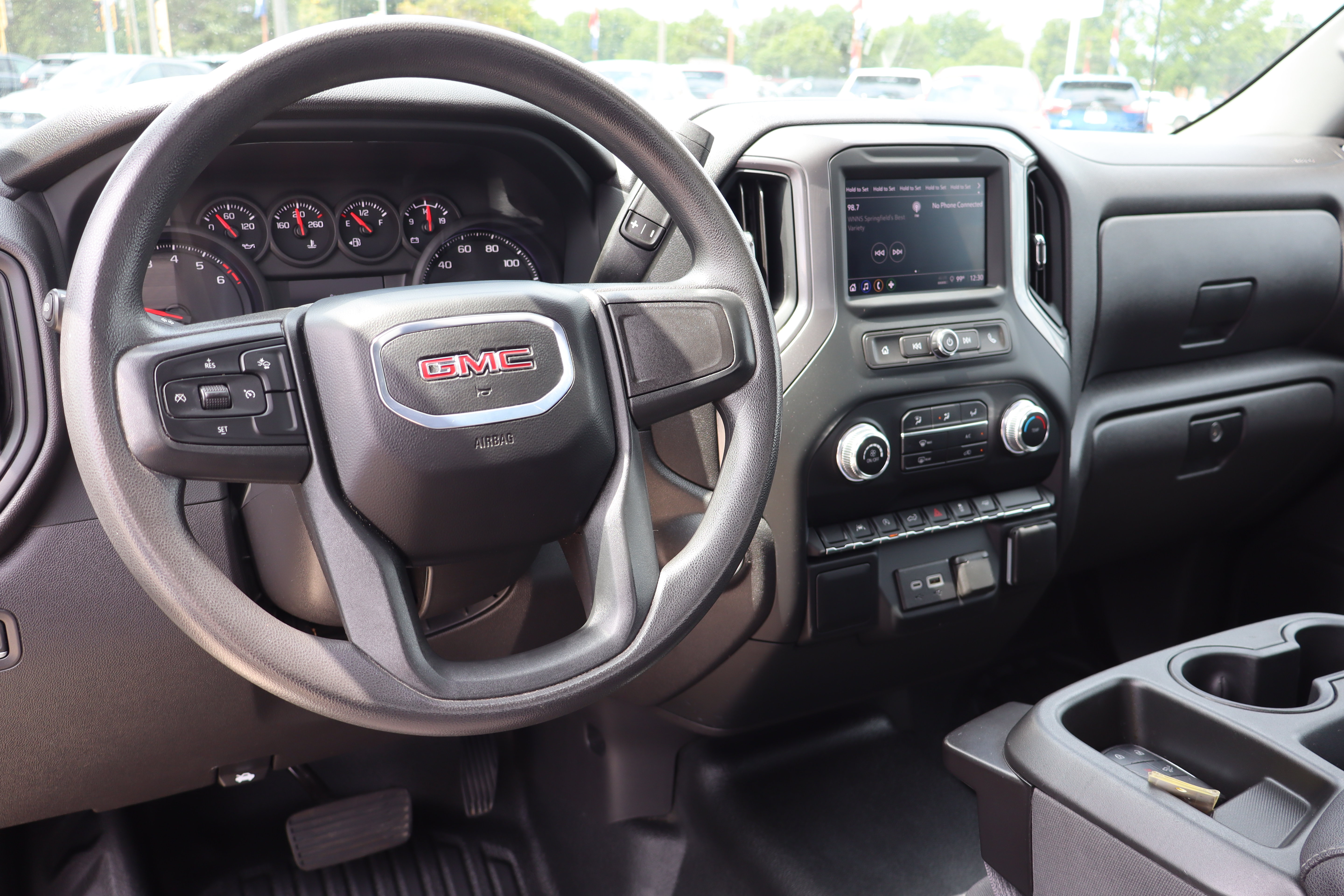 Used 2024 GMC Sierra 1500 Pro w/ Convenience Package RWD image 12