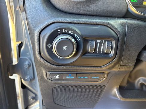 Used 2022 Jeep Wrangler Unlimited Rubicon 4xe w/ Dual Top Group image 19