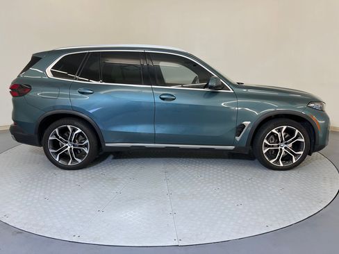 Certified 2024 BMW X5 sDrive40i w/ Premium Package image 7