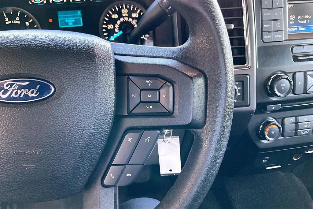 Used 2016 Ford F150 XLT AWD/4WD image 8