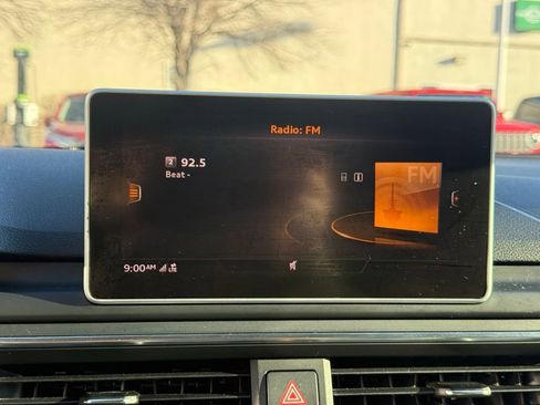 Used 2017 Audi A4 2.0T Premium image 18