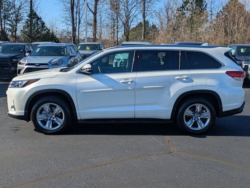 Used 2019 Toyota Highlander Limited image 7